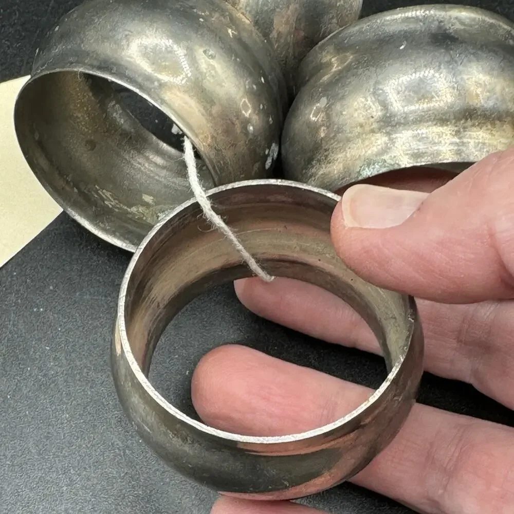 Dillards Aukey VTG Silver tone Elegant Linens Napkin Rings Set Of 4 -A97